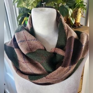 Polo Ralph Lauren Lambs Wool Scarf in Green and Brown